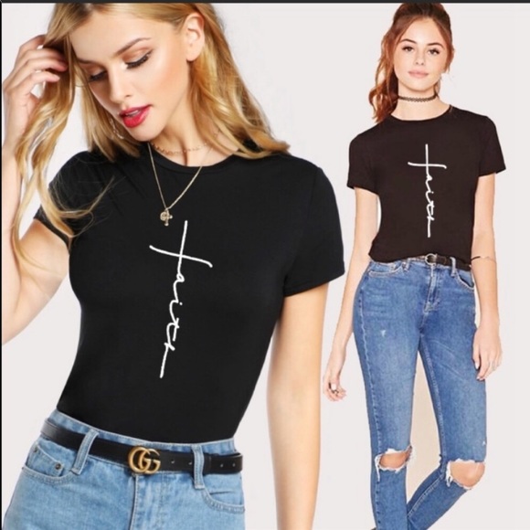 Faith Cross Graphic Crewneck Tee - Picture 3 of 4